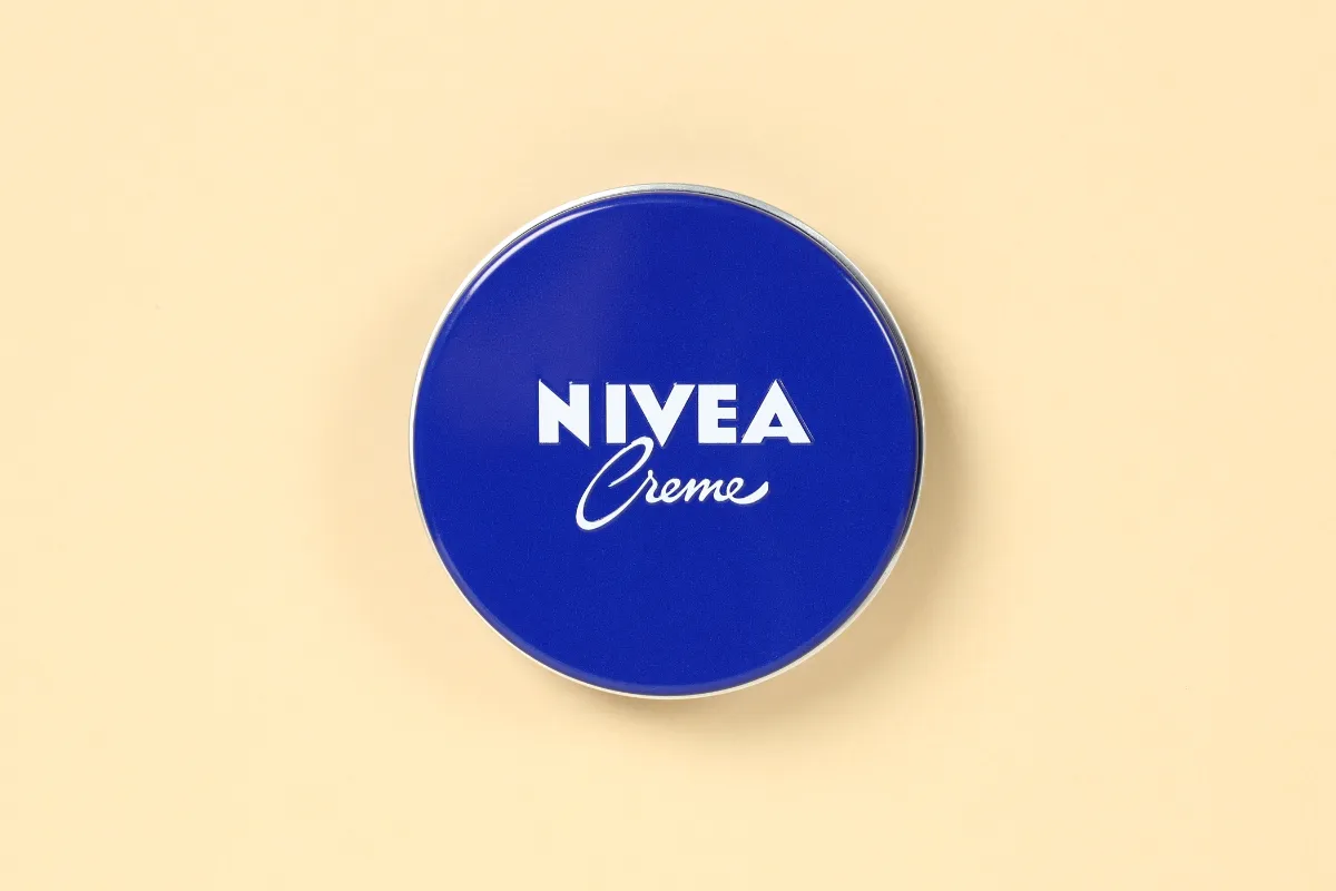 Überraschende lederpflege: Nivea-Creme und Zitrone